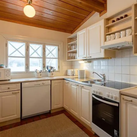 Peltosirkku By Interhome